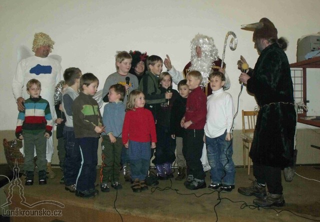 17_A na zaver vsichni_1.jpg
